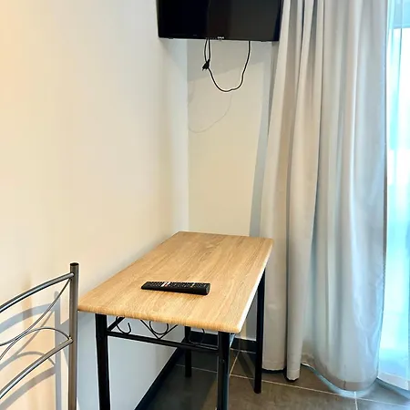 Three Bedroom Dingolfing