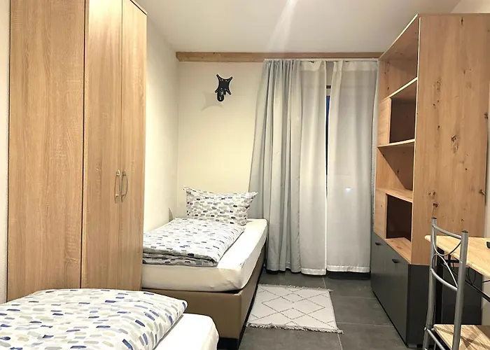 Three Bedroom Lägenhet Dingolfing
